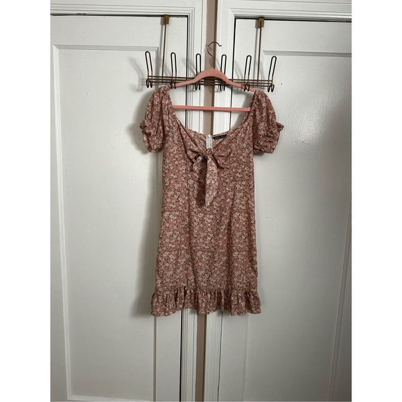 Medium Floral Print Pink Dress Ruffle Hem Tie Front - Picture 1 of 3